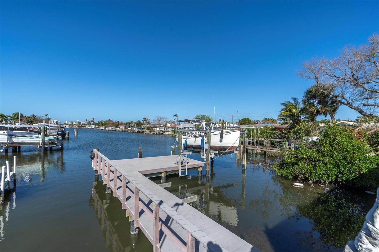 75 79TH ST S, ST PETERSBURG, FL, 33707