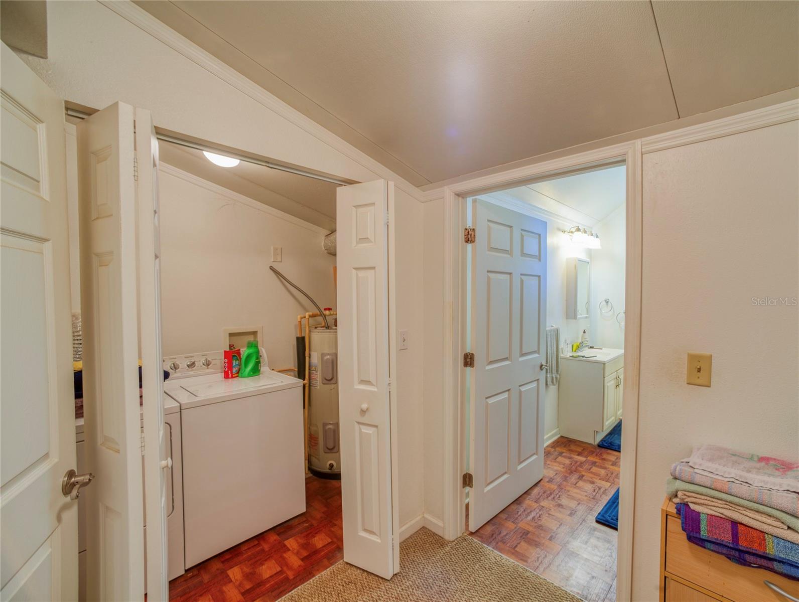 15612 HOWELL PARK LN, TAMPA, FL, 33625
