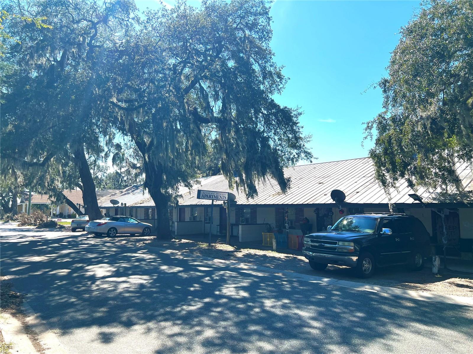 301 S EAST ST, LEESBURG, FL, 34748