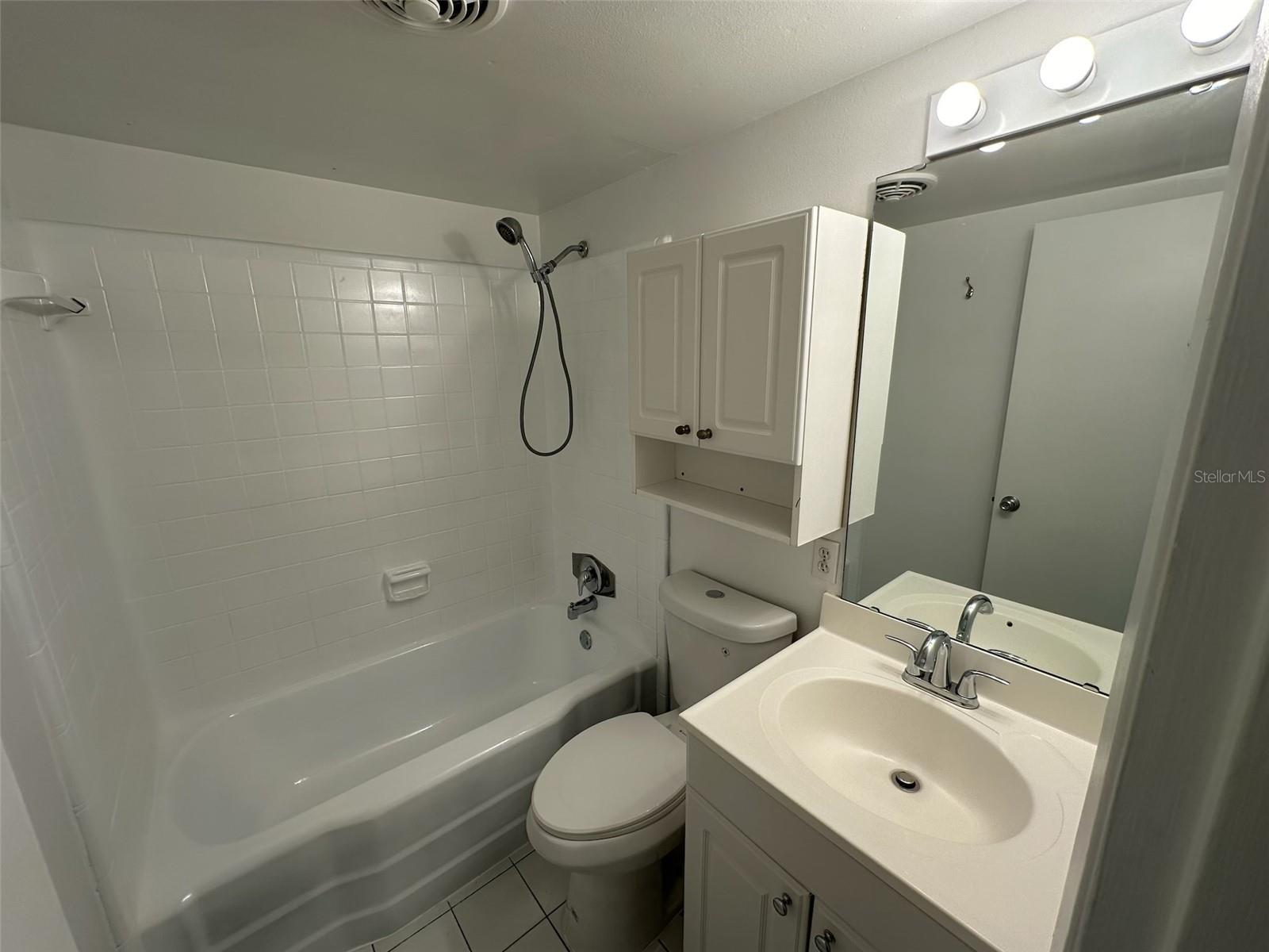 3200 FAIRWAY LN #2, ORLANDO, FL, 32804
