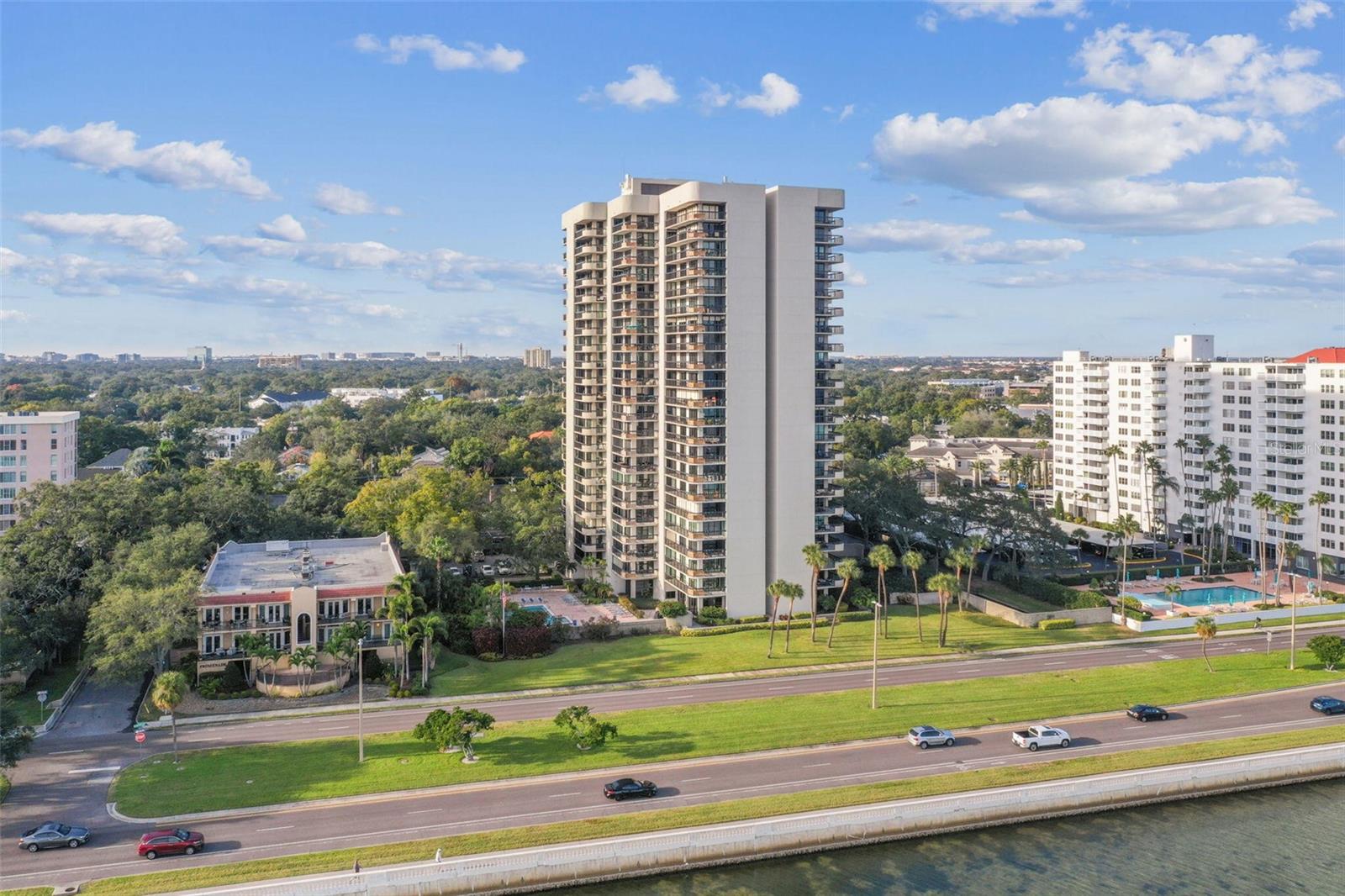 2413 BAYSHORE BLVD #1404, TAMPA, FL, 33629
