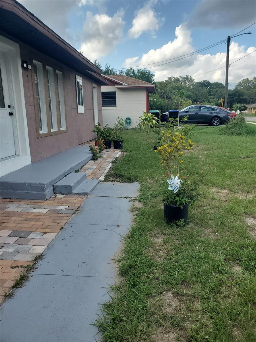16 N LANCELOT AVE, ORLANDO, FL, 32835