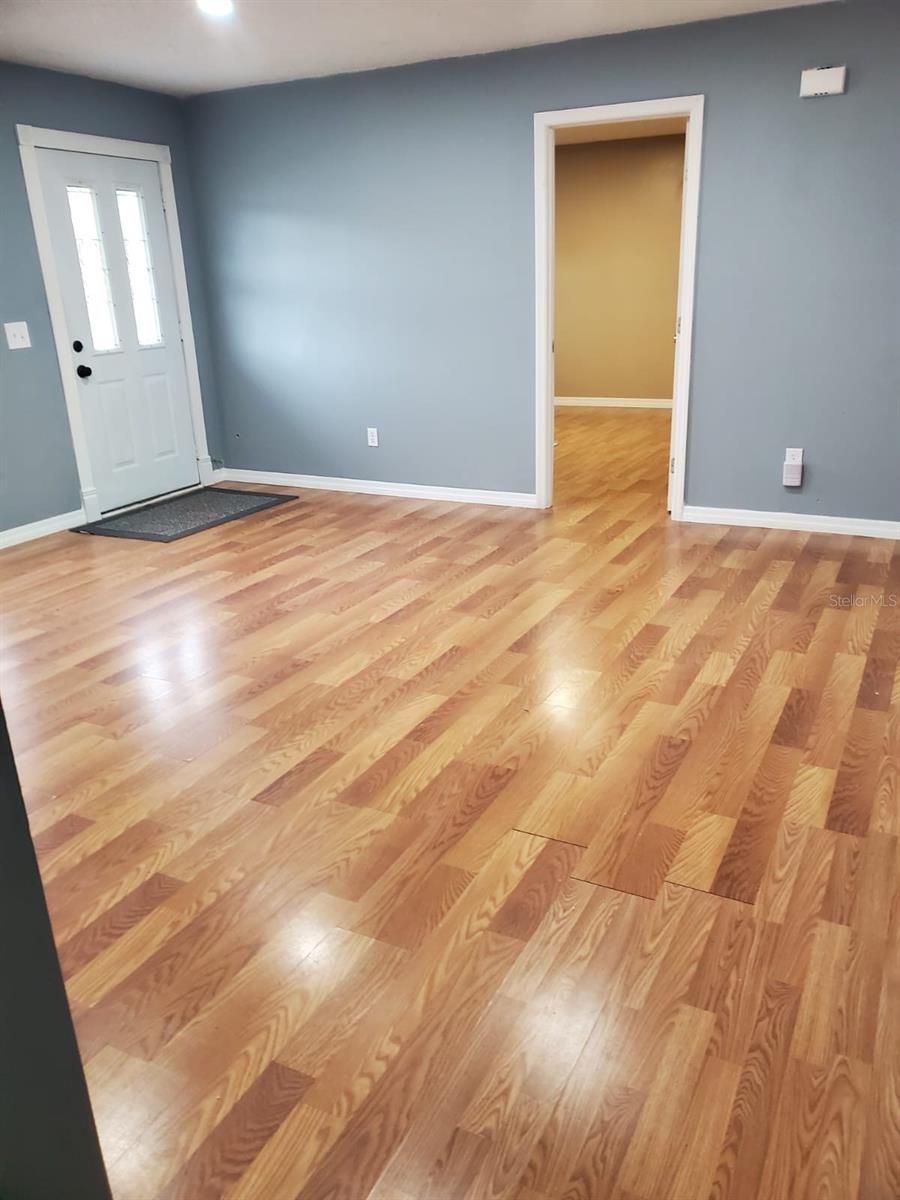 16 N LANCELOT AVE, ORLANDO, FL, 32835