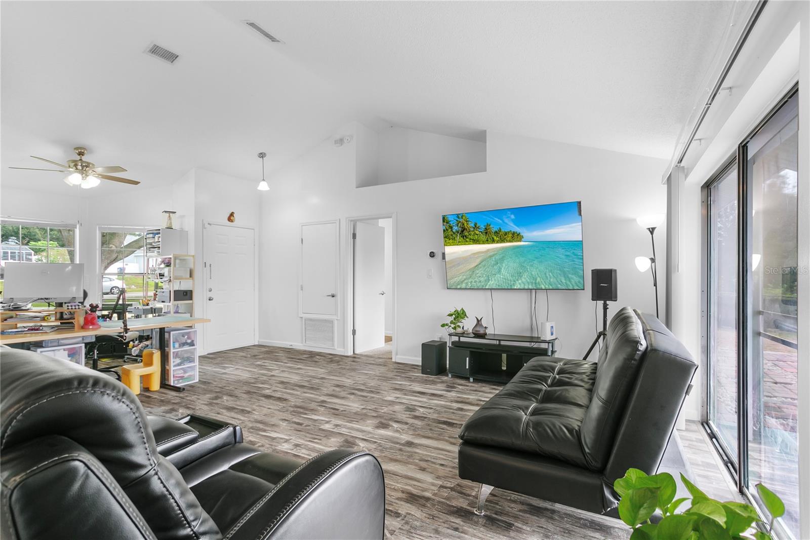 7421 CROOKED LAKE CIR, ORLANDO, FL, 32818