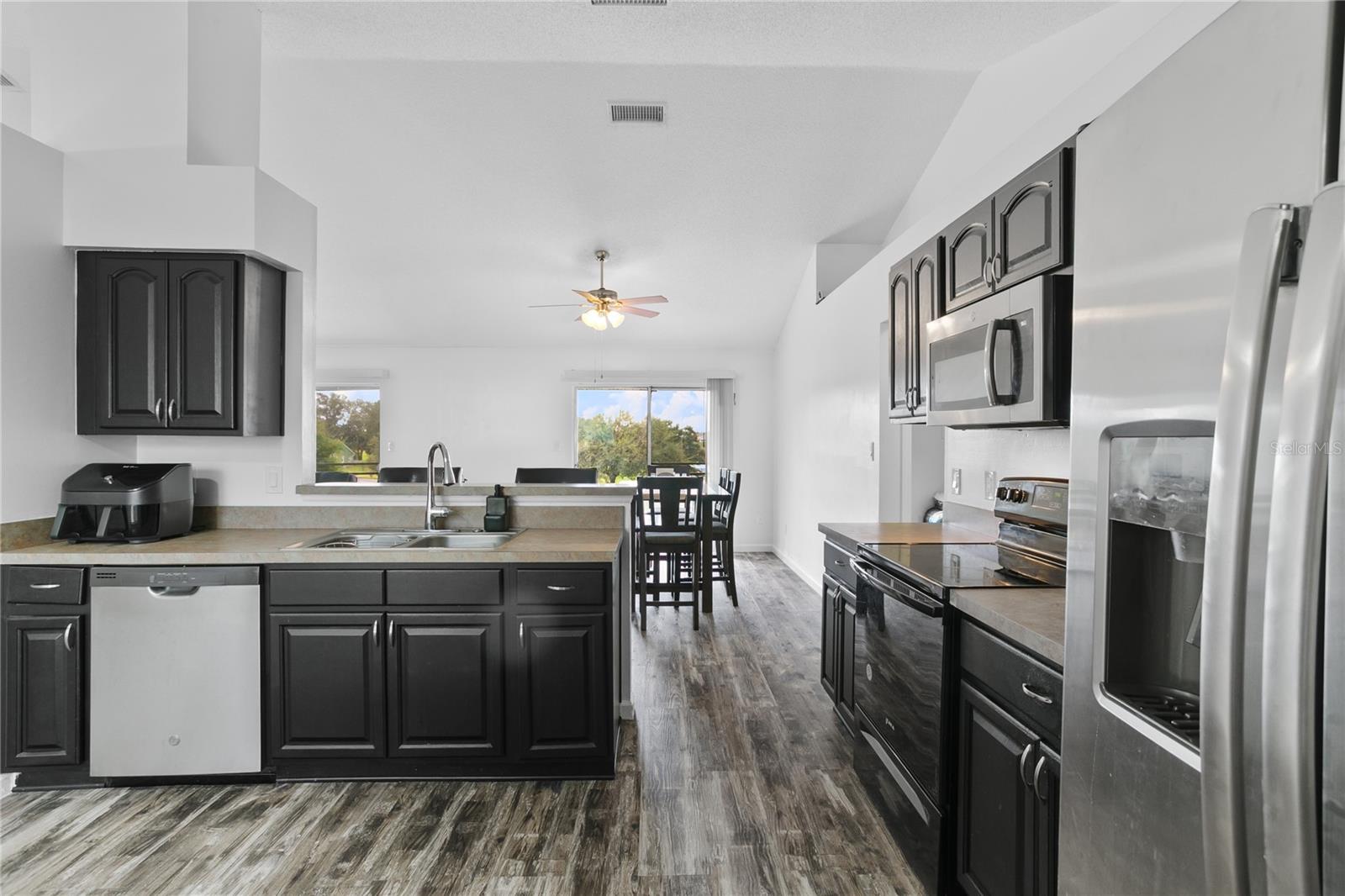 7421 CROOKED LAKE CIR, ORLANDO, FL, 32818