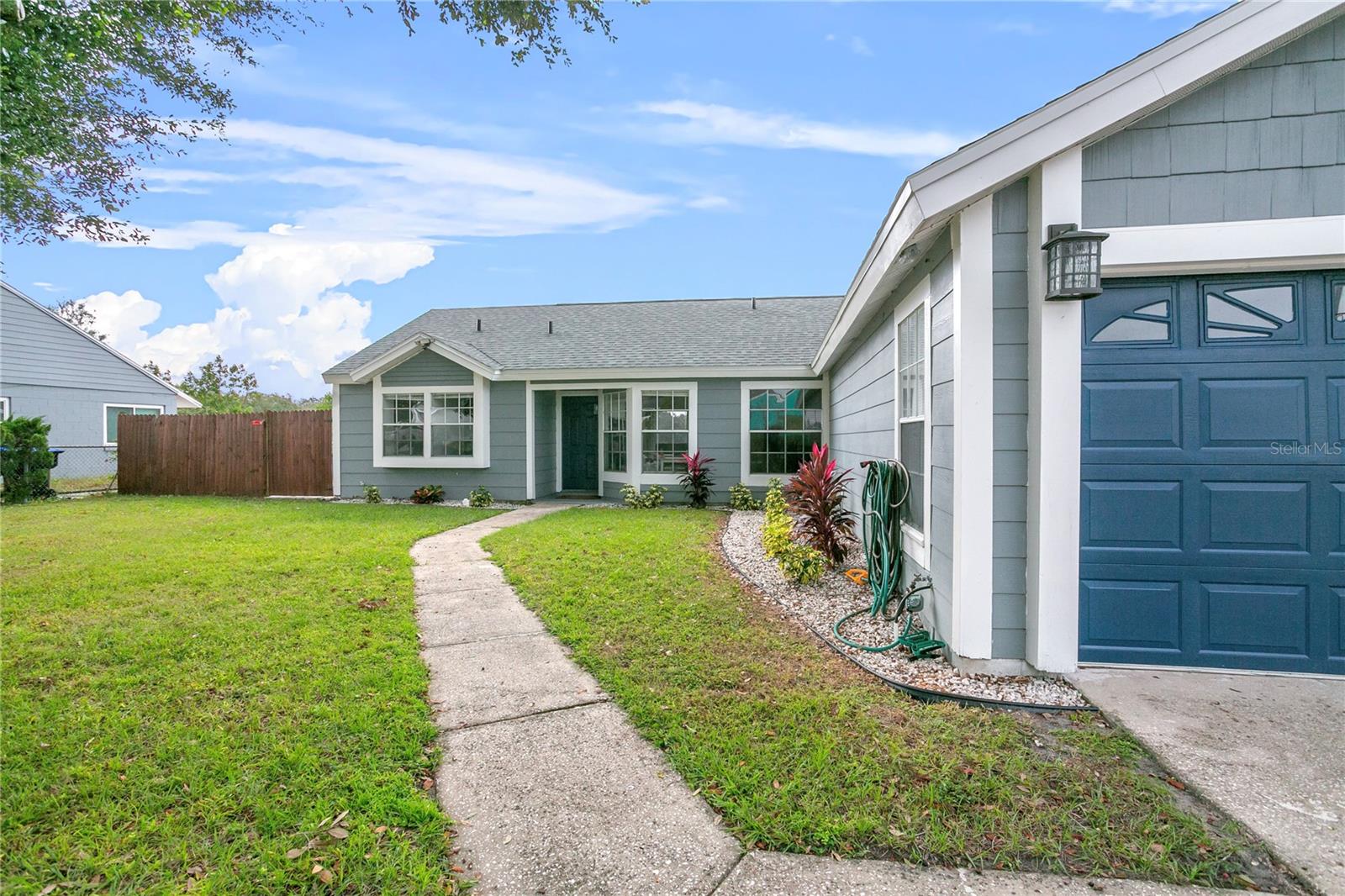 7421 CROOKED LAKE CIR, ORLANDO, FL, 32818