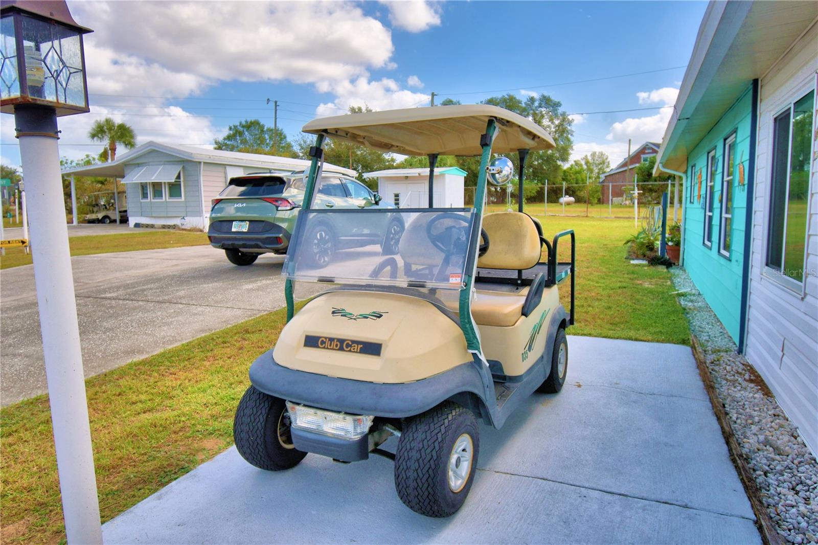 P4932577 Property Photo