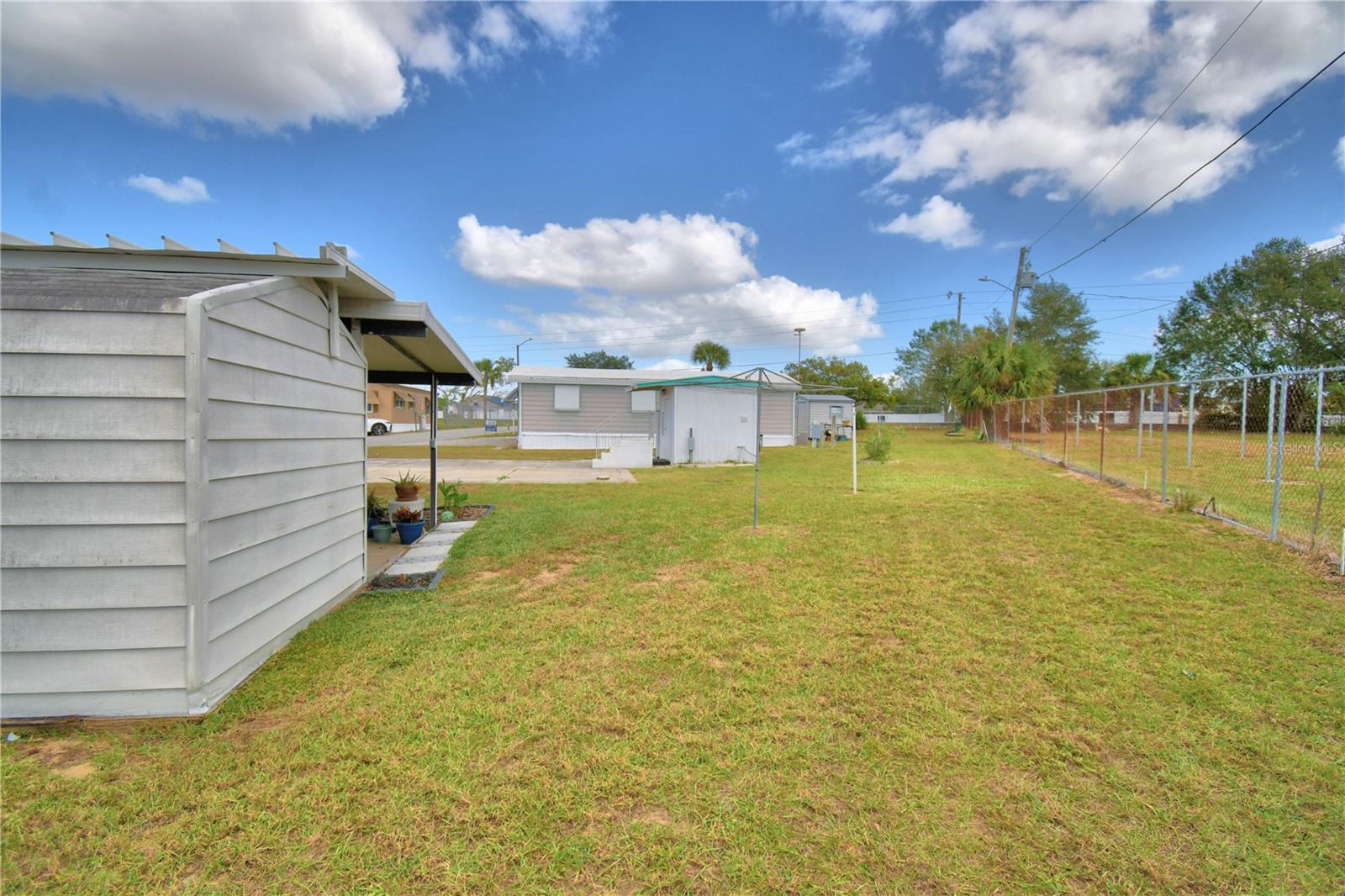 P4932577 Property Photo