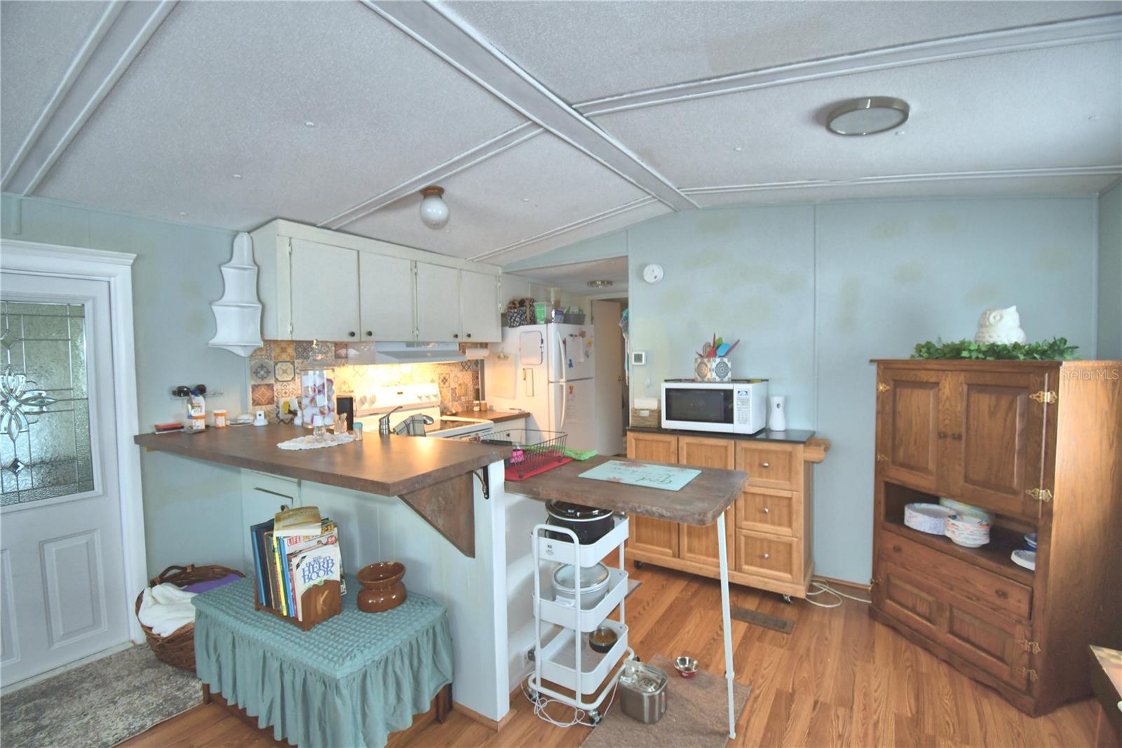 P4932577 Property Photo