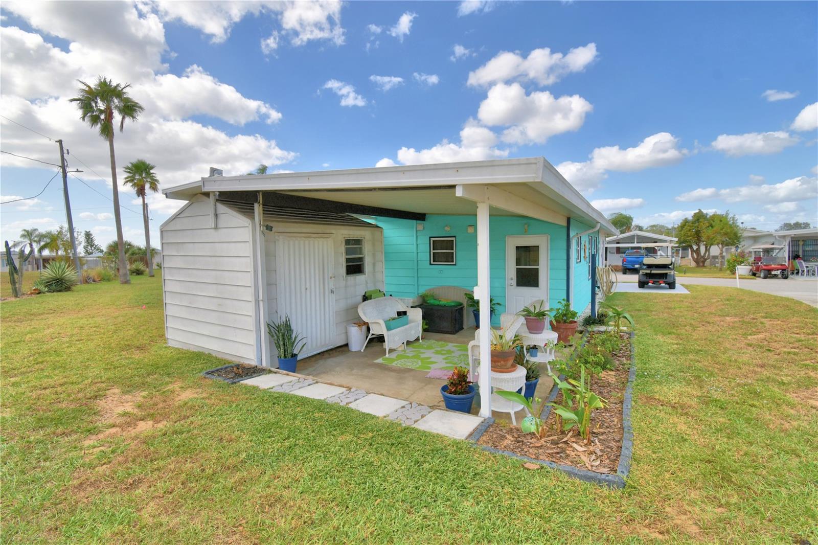 P4932577 Property Photo