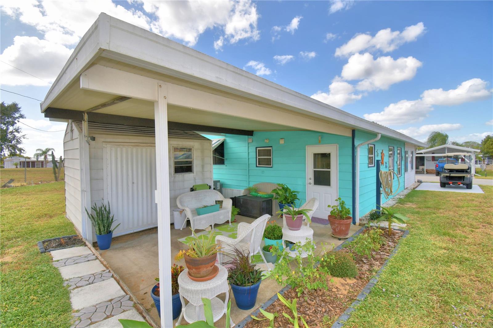 P4932577 Property Photo