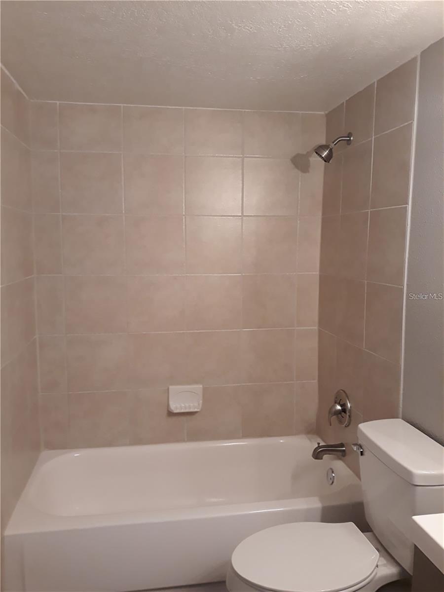 902 LAKE DESTINY RD #E, ALTAMONTE SPRINGS, FL, 32714