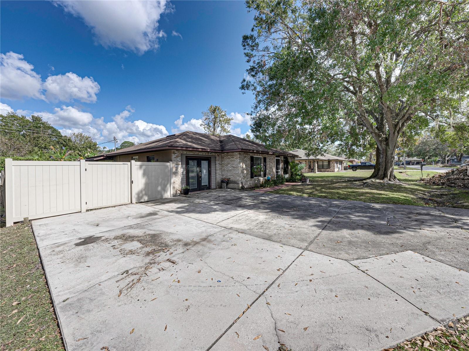 2339 RIDGEVIEW DR, LAKELAND, FL, 33810
