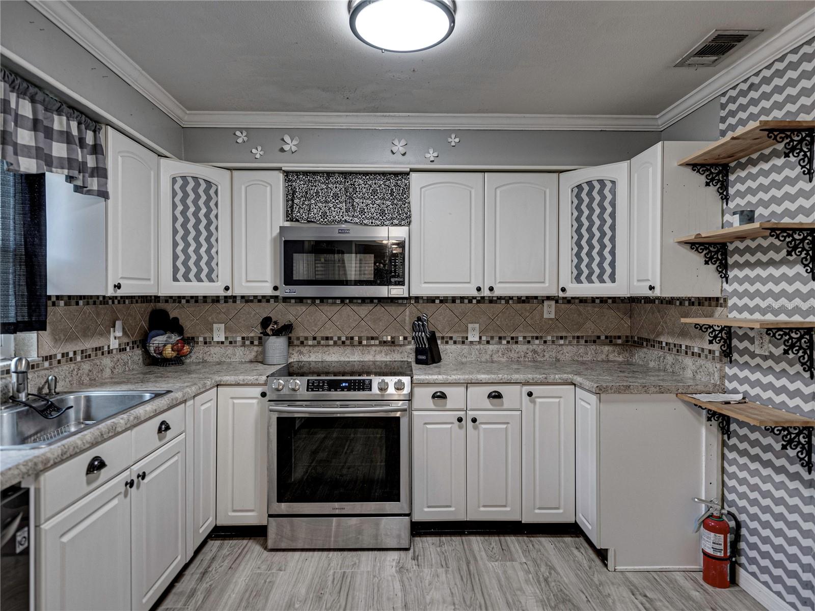 2339 RIDGEVIEW DR, LAKELAND, FL, 33810