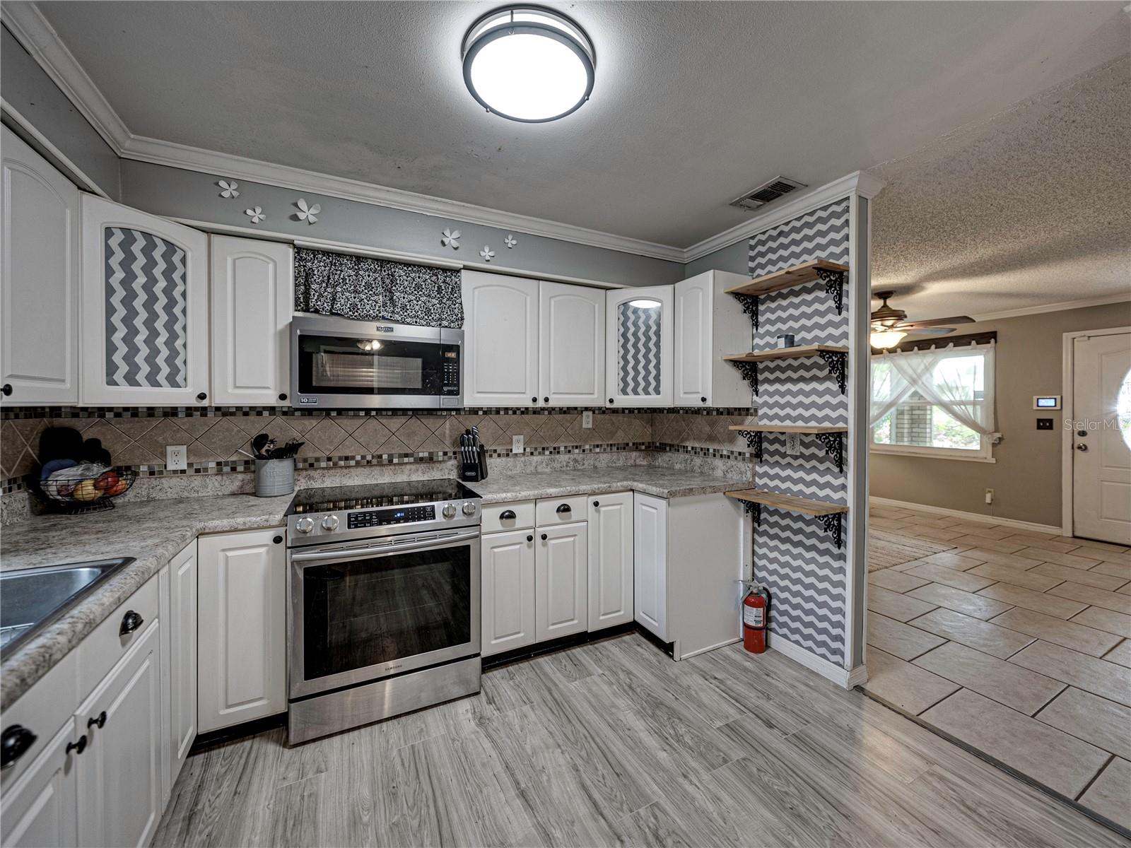 2339 RIDGEVIEW DR, LAKELAND, FL, 33810
