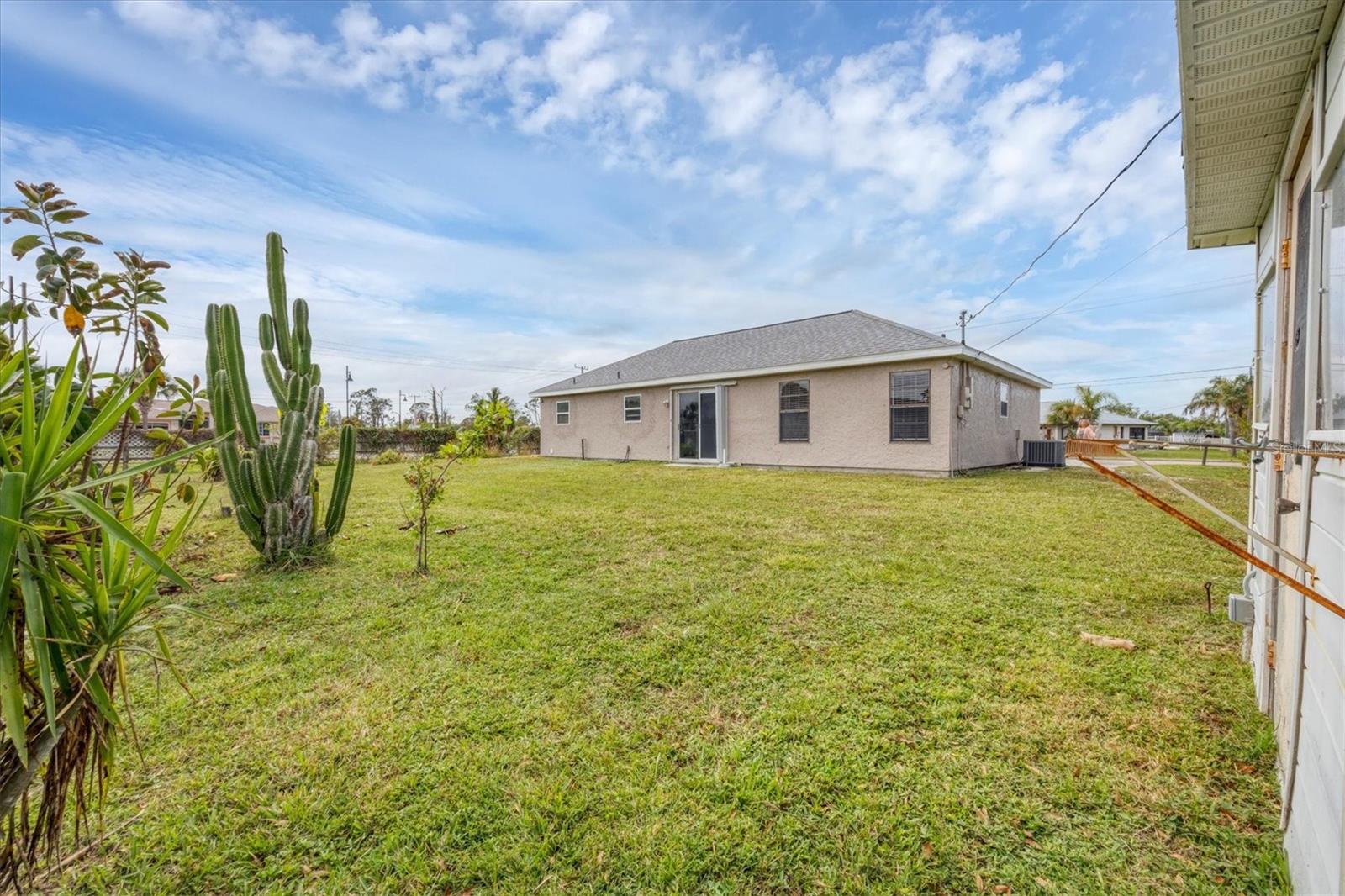 19483 MIDWAY BLVD, PORT CHARLOTTE, FL, 33948