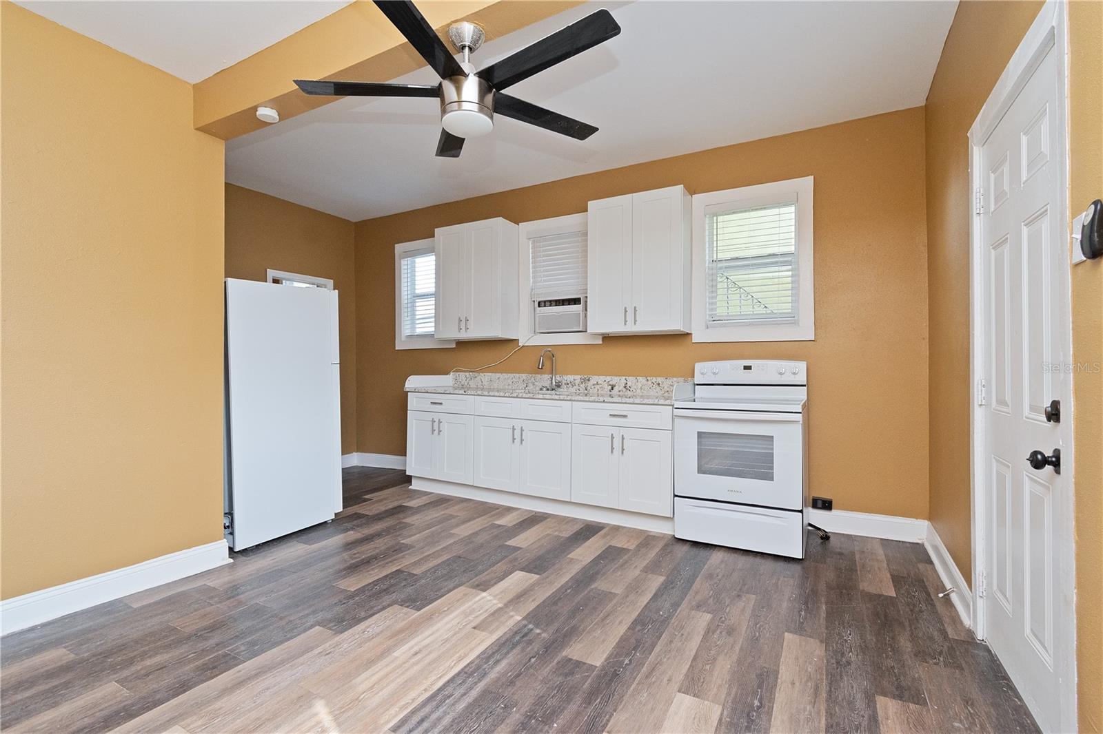 2907 N 15TH ST #B, TAMPA, FL, 33605