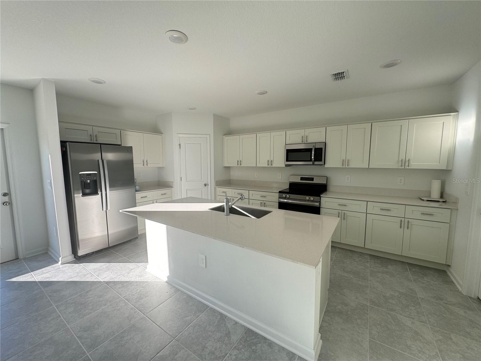 1796 FOREMAN ROAD, EAGLE LAKE, FL, 33839