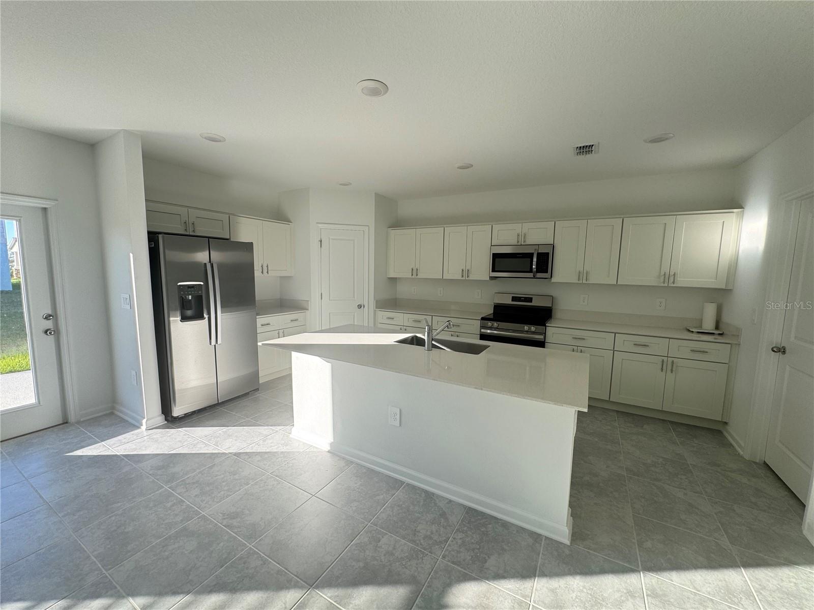 1796 FOREMAN ROAD, EAGLE LAKE, FL, 33839