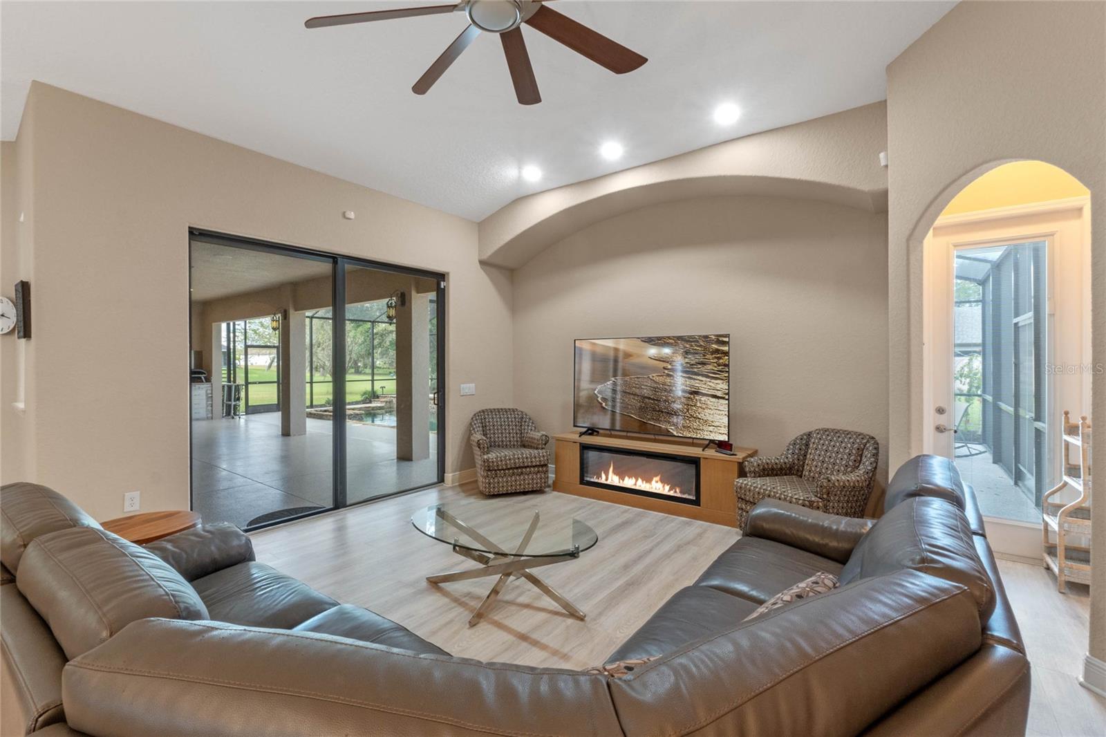 27226 GRAND OAK LN, TAVARES, FL, 32778