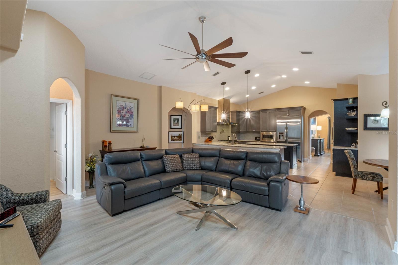 27226 GRAND OAK LN, TAVARES, FL, 32778