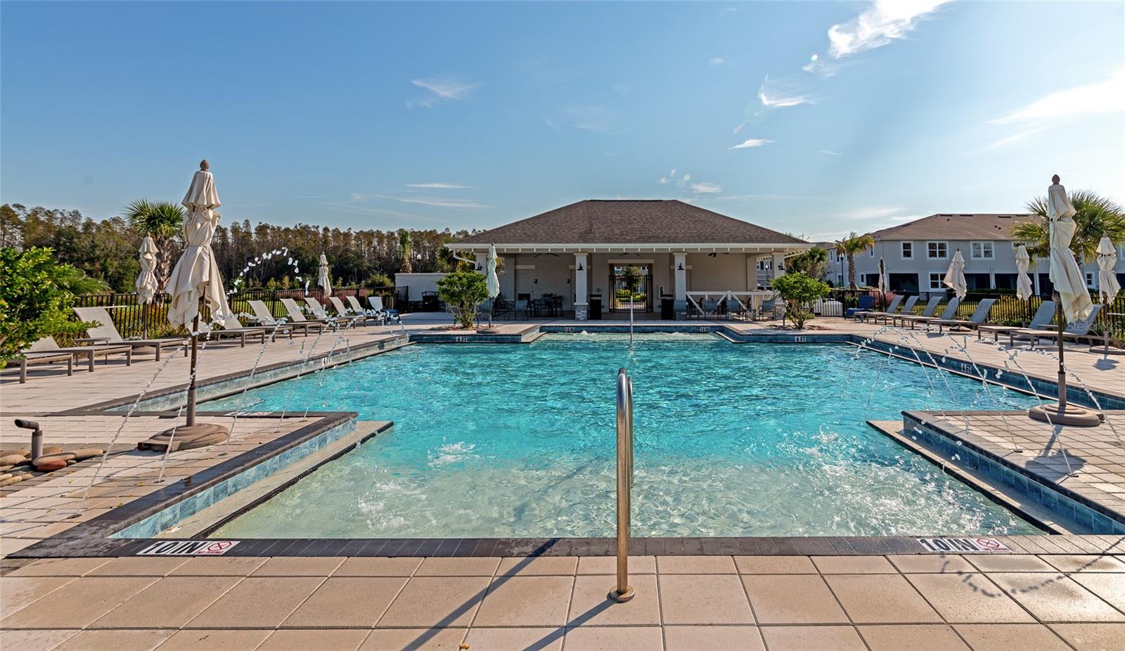 25982 WOVEN WICKER BND, LUTZ, FL, 33559