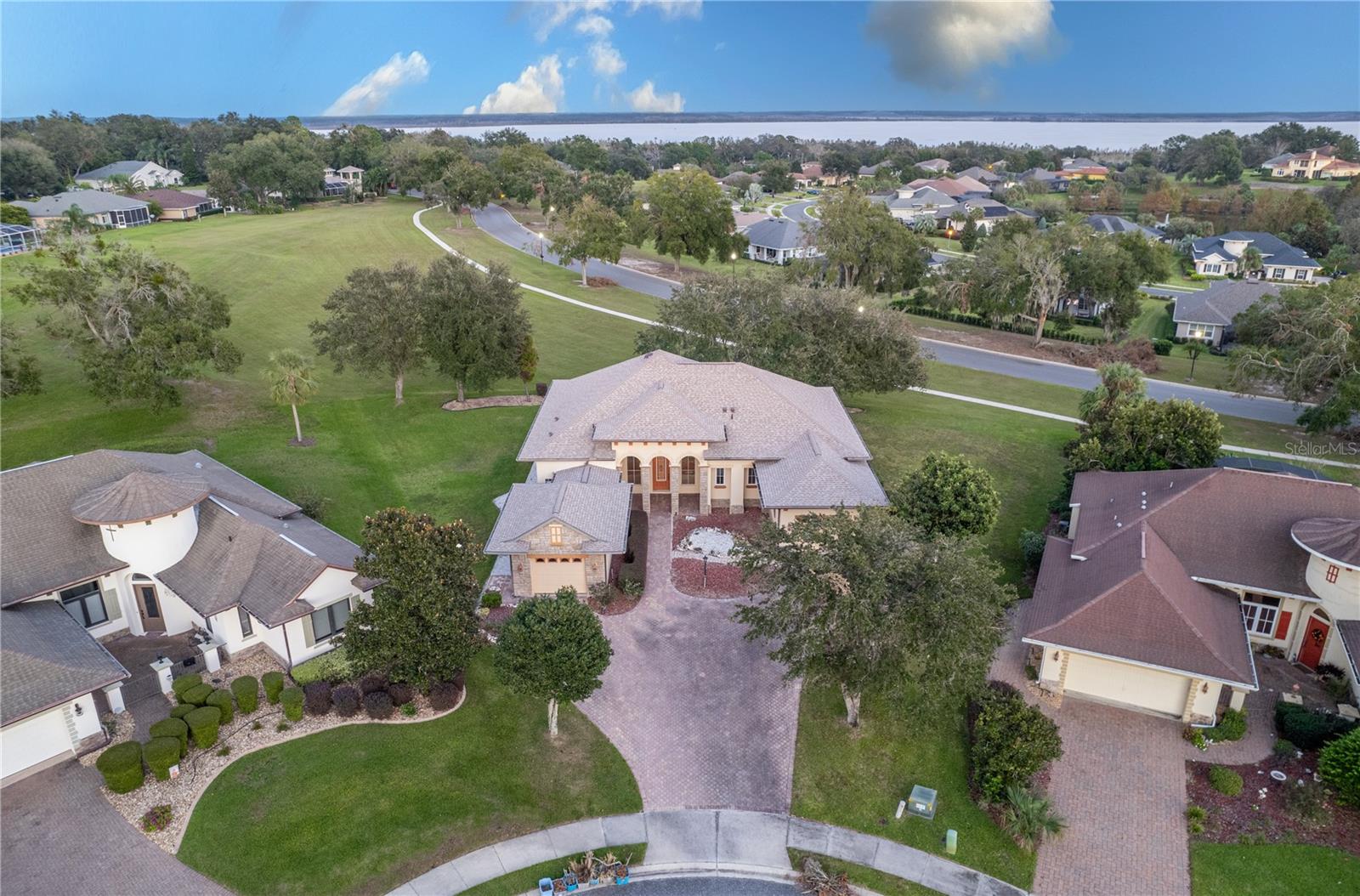 38748 LAKEVIEW WALK, LADY LAKE, FL, 32159