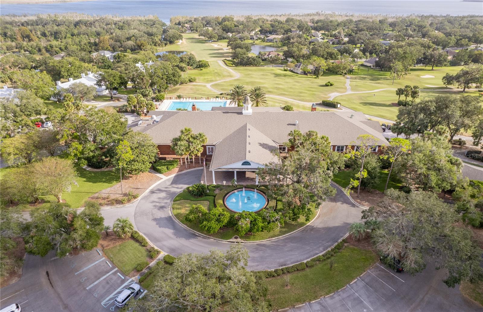 38748 LAKEVIEW WALK, LADY LAKE, FL, 32159