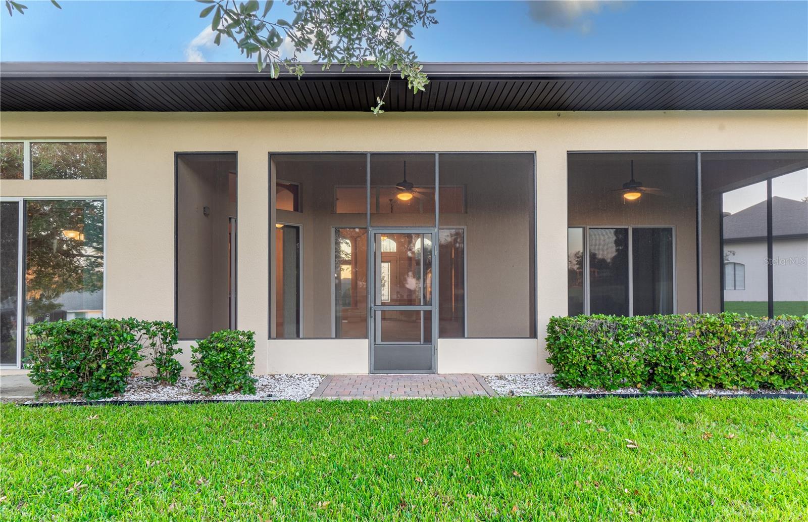 38748 LAKEVIEW WALK, LADY LAKE, FL, 32159