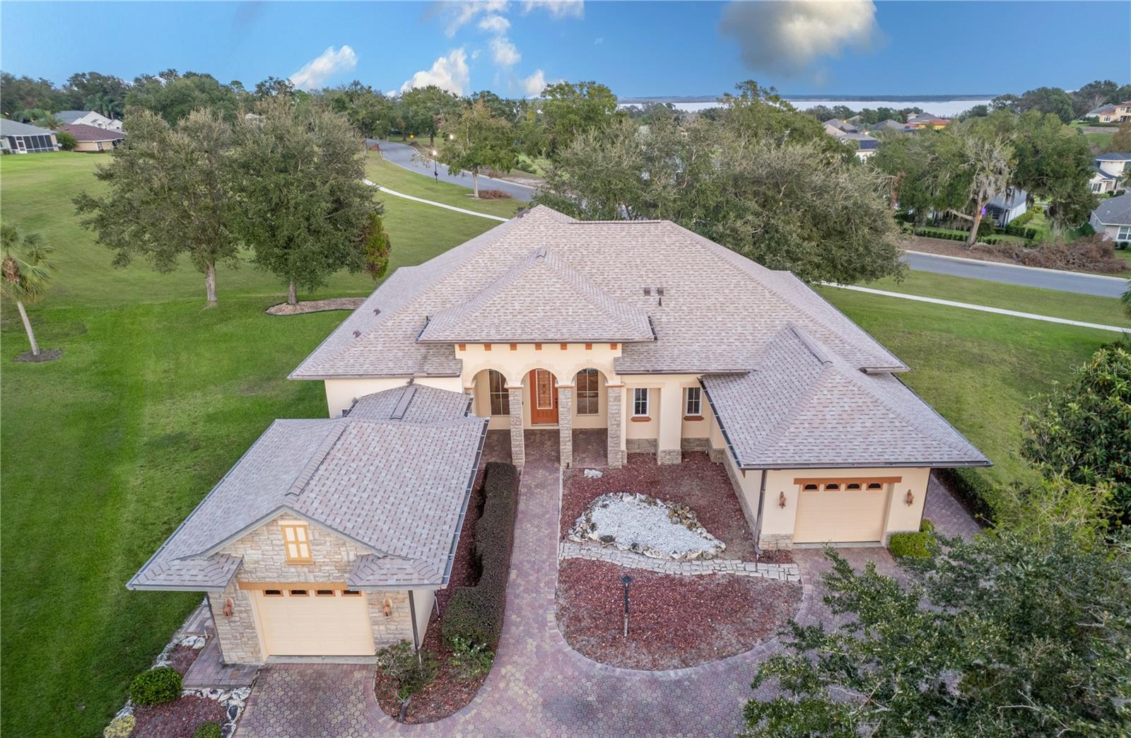 38748 LAKEVIEW WALK, LADY LAKE, FL, 32159