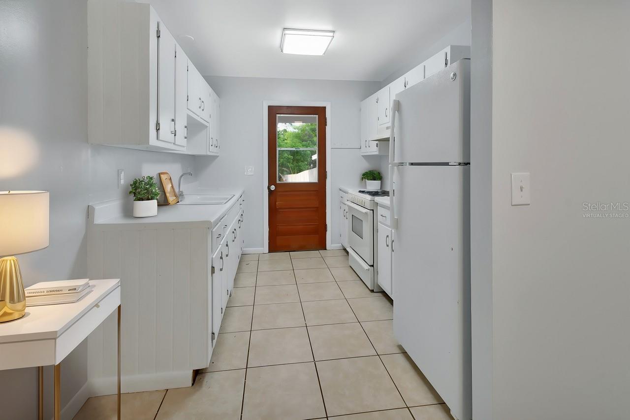 532 W WISCONSIN AVE, DELAND, FL, 32720