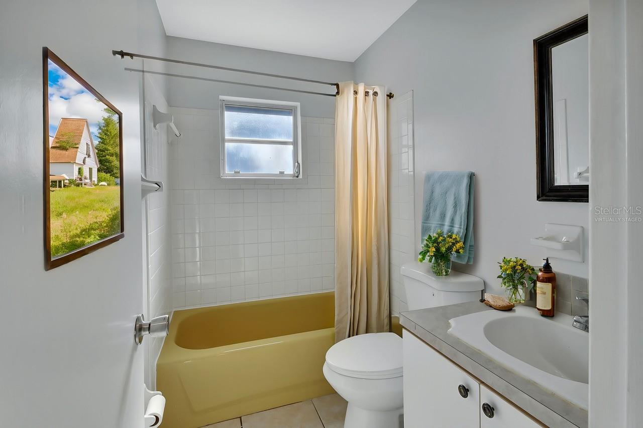 532 W WISCONSIN AVE, DELAND, FL, 32720