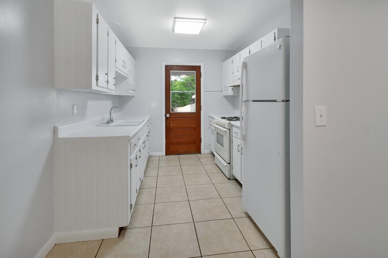 532 W WISCONSIN AVE, DELAND, FL, 32720