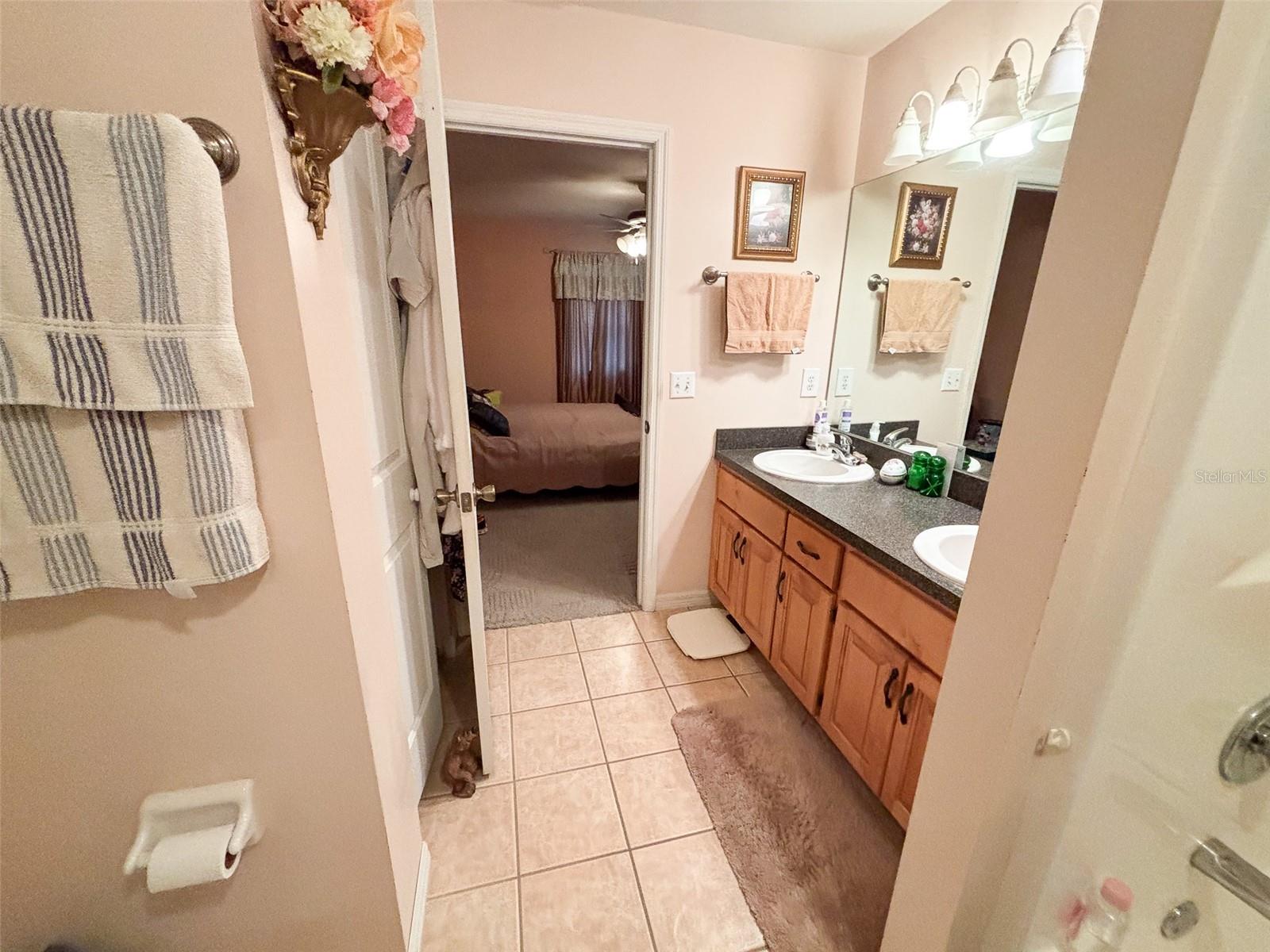 112 SADIE LN, FLORAHOME, FL, 32140