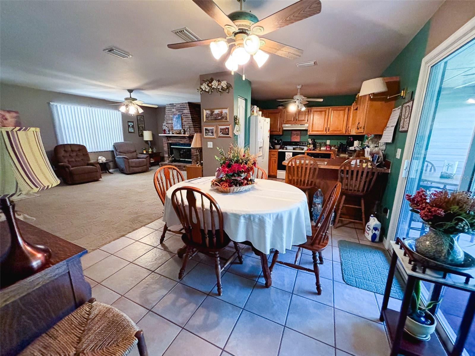 112 SADIE LN, FLORAHOME, FL, 32140