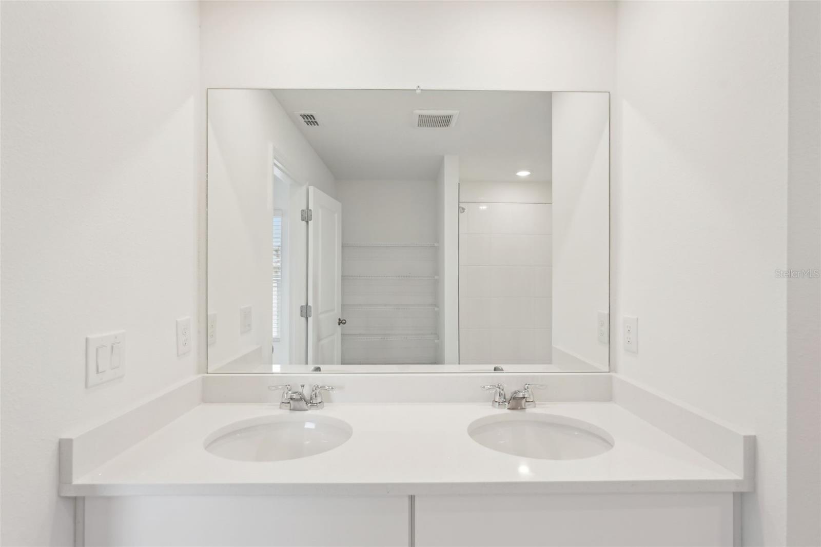 144 LAZY SHORE DR, NOKOMIS, FL, 34275
