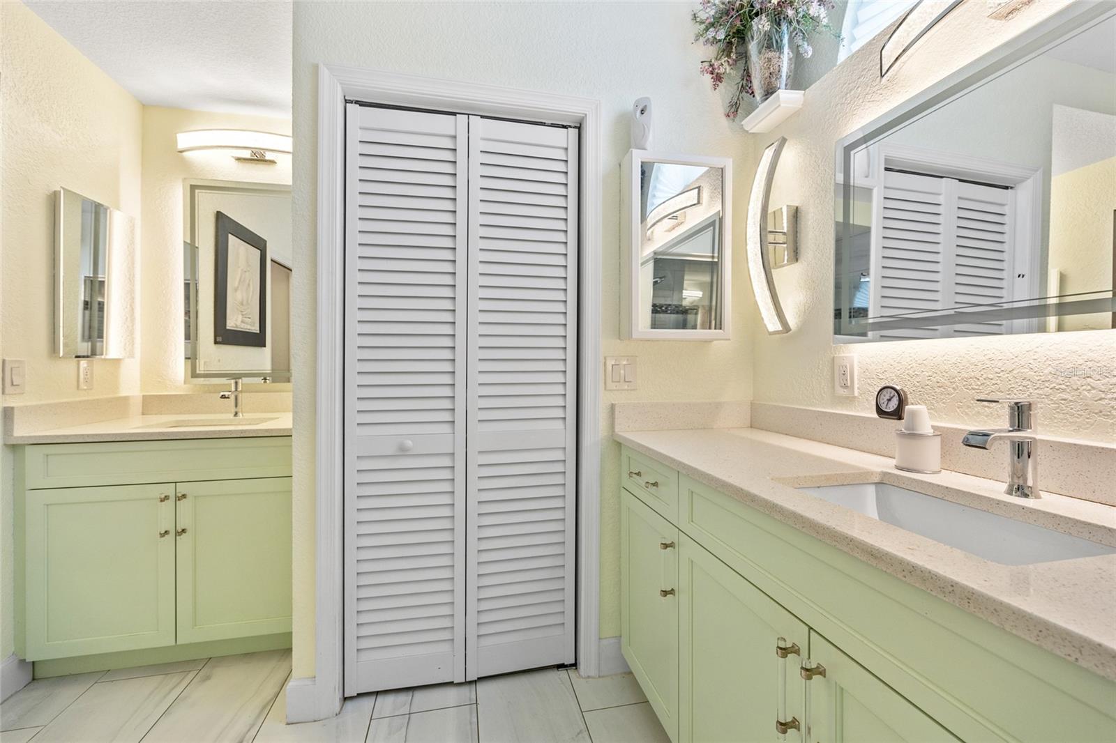 4793 S SALFORD BLVD, NORTH PORT, FL, 34287