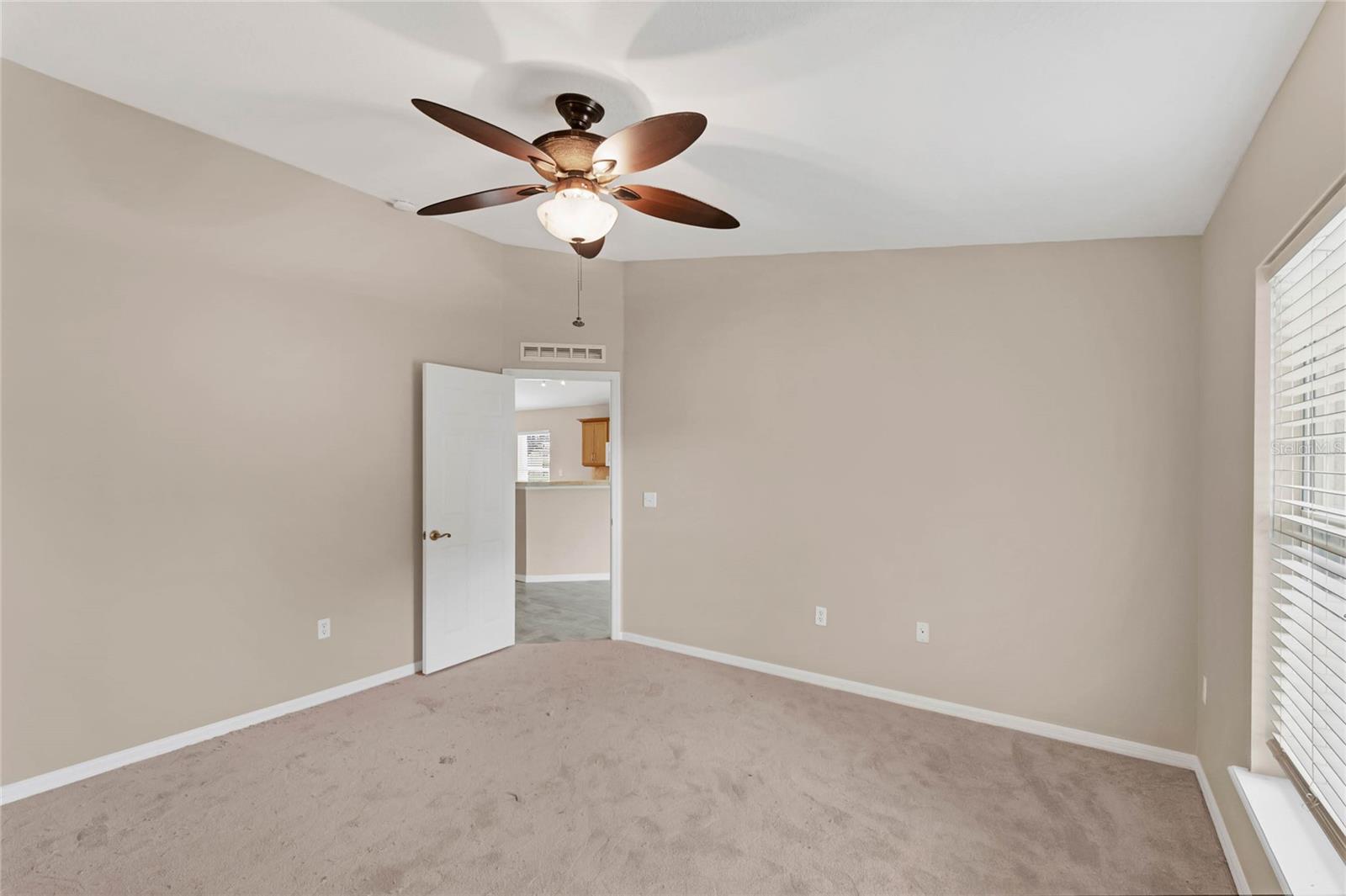 217 WINDING COVE AVE, APOPKA, FL, 32703