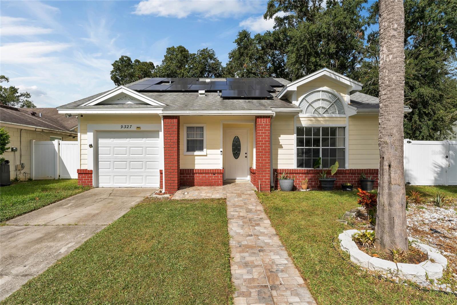 9327 SPRING VALE DR, ORLANDO, FL, 32825