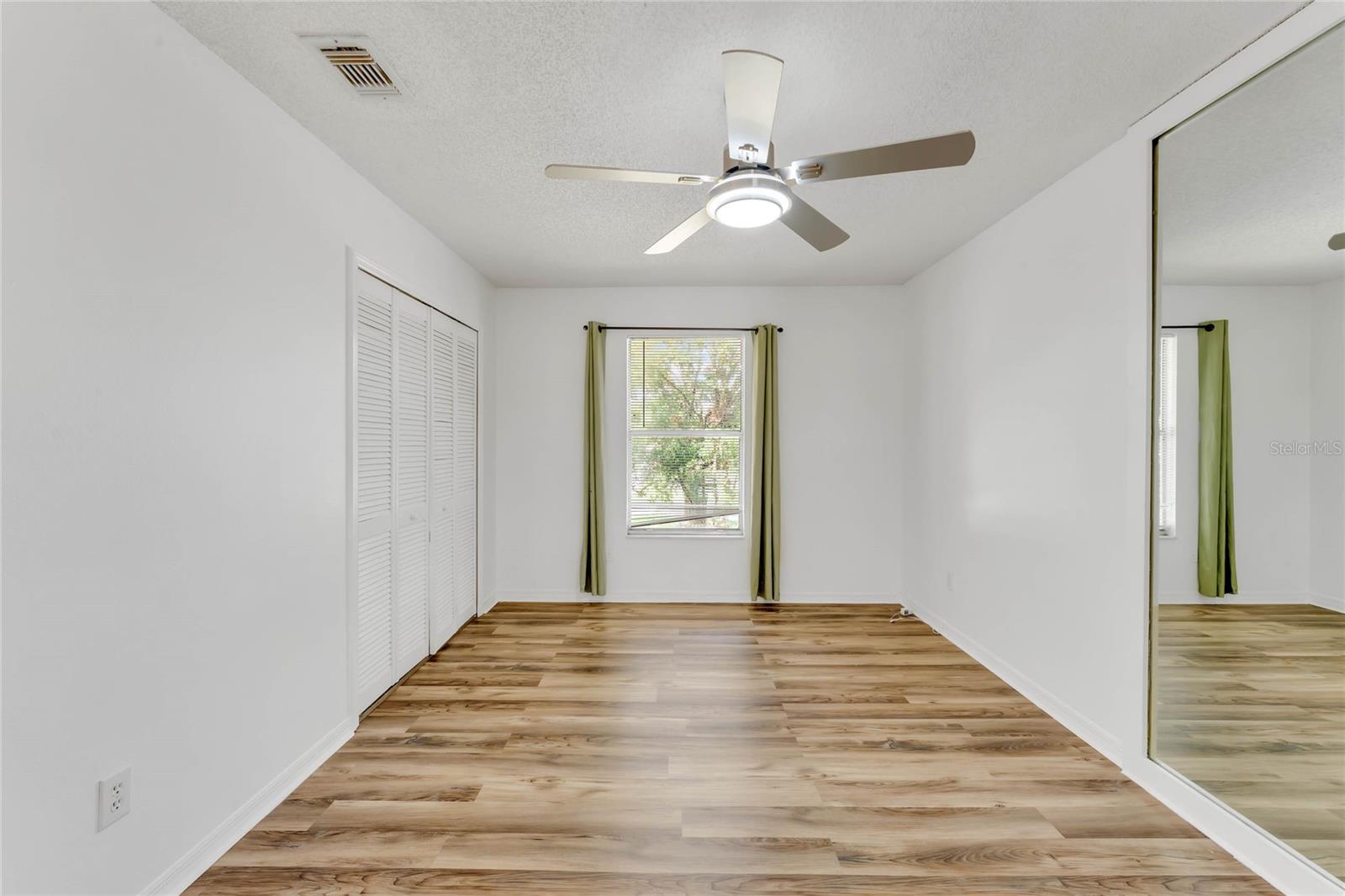 9327 SPRING VALE DR, ORLANDO, FL, 32825