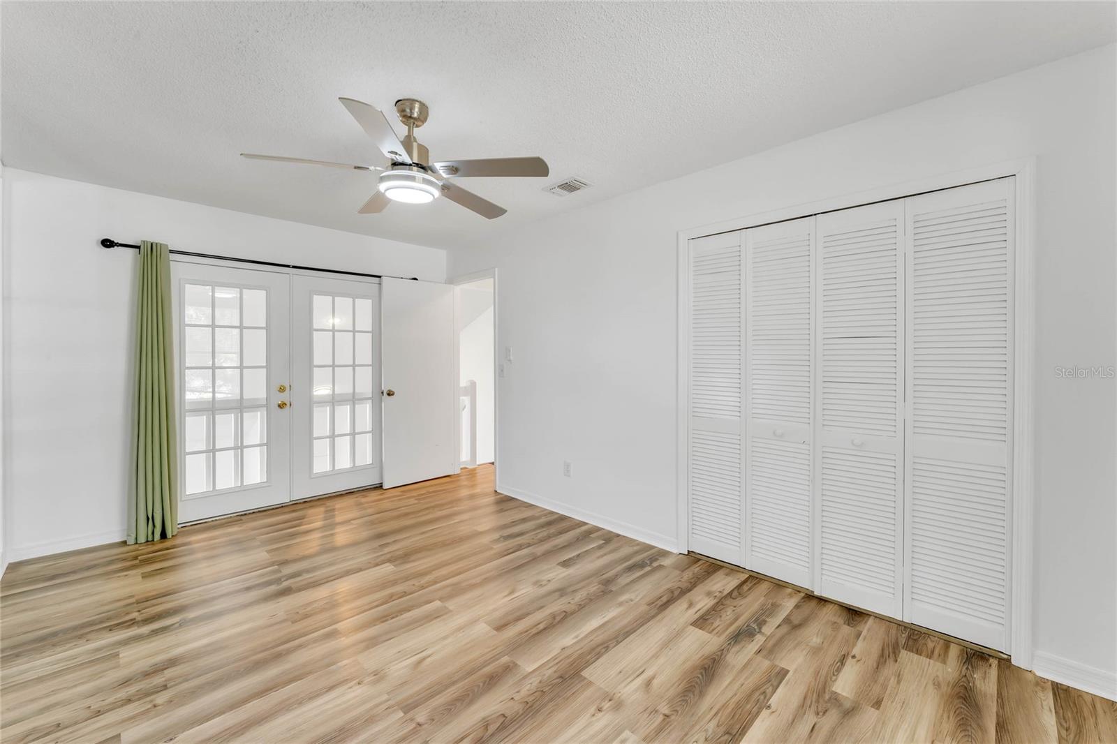 9327 SPRING VALE DR, ORLANDO, FL, 32825