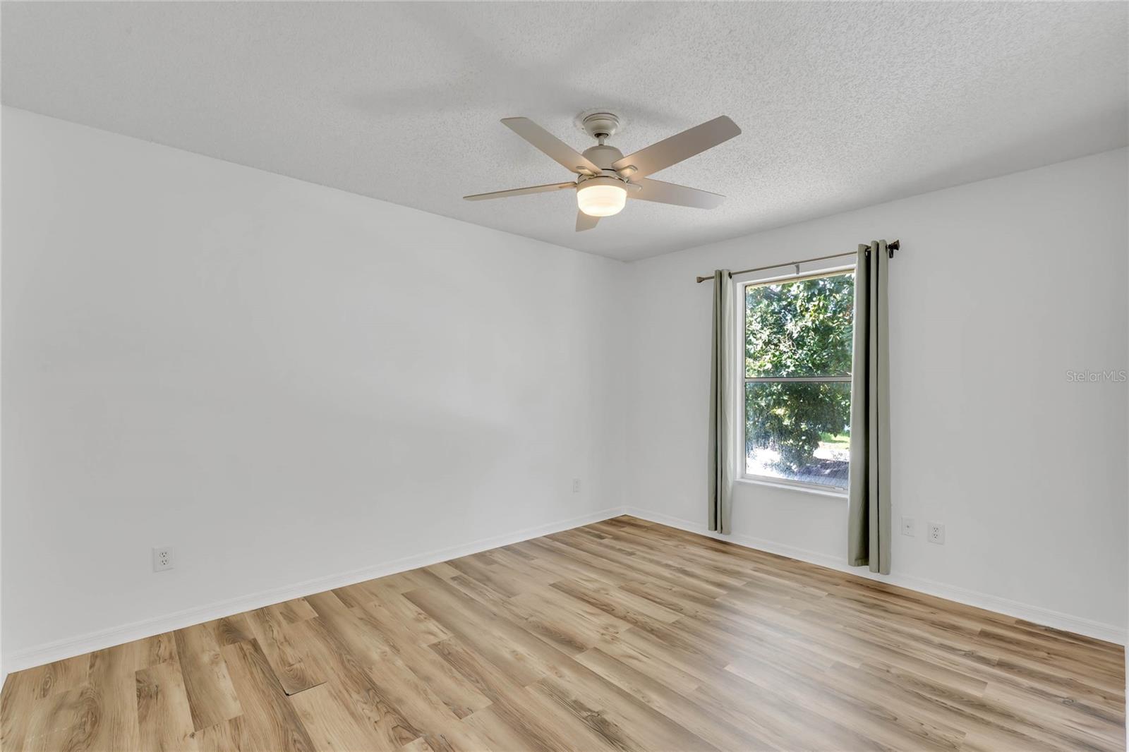 9327 SPRING VALE DR, ORLANDO, FL, 32825