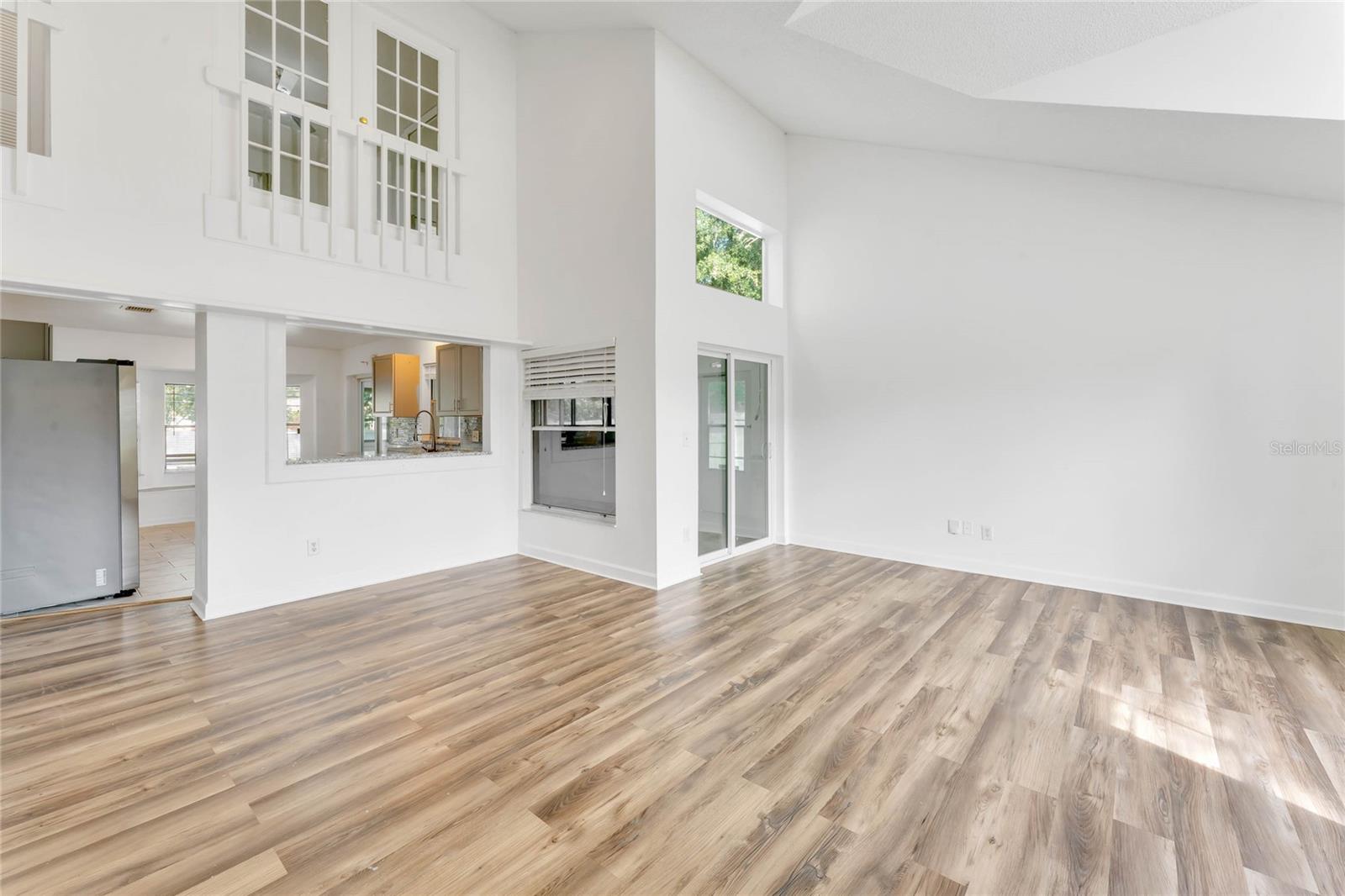 9327 SPRING VALE DR, ORLANDO, FL, 32825