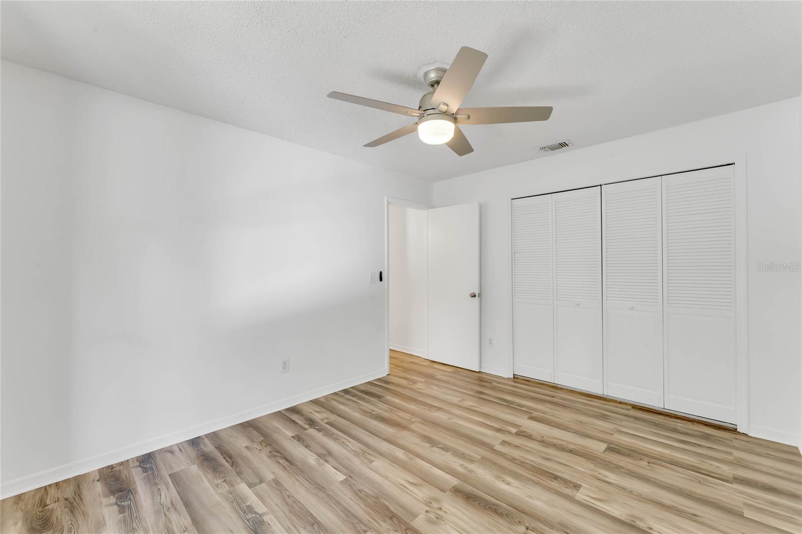 9327 SPRING VALE DR, ORLANDO, FL, 32825