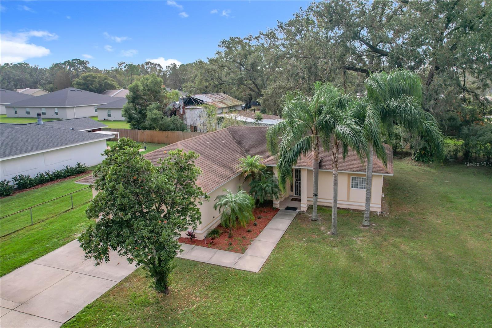 944 HICKS RD, LAKELAND, FL, 33813