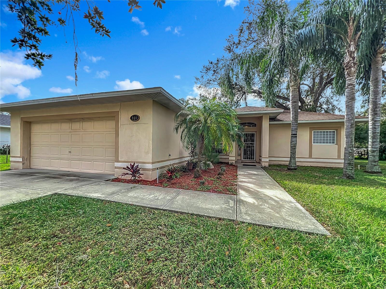 944 HICKS RD, LAKELAND, FL, 33813