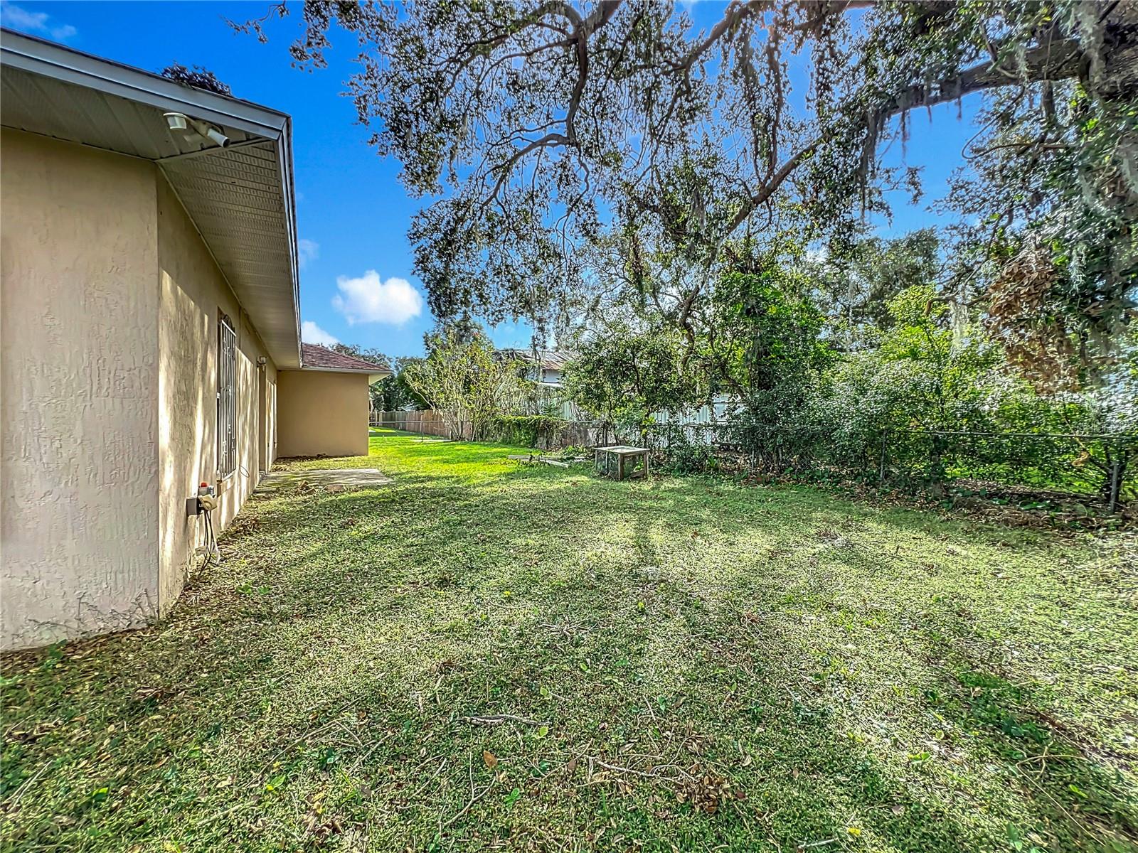 944 HICKS RD, LAKELAND, FL, 33813