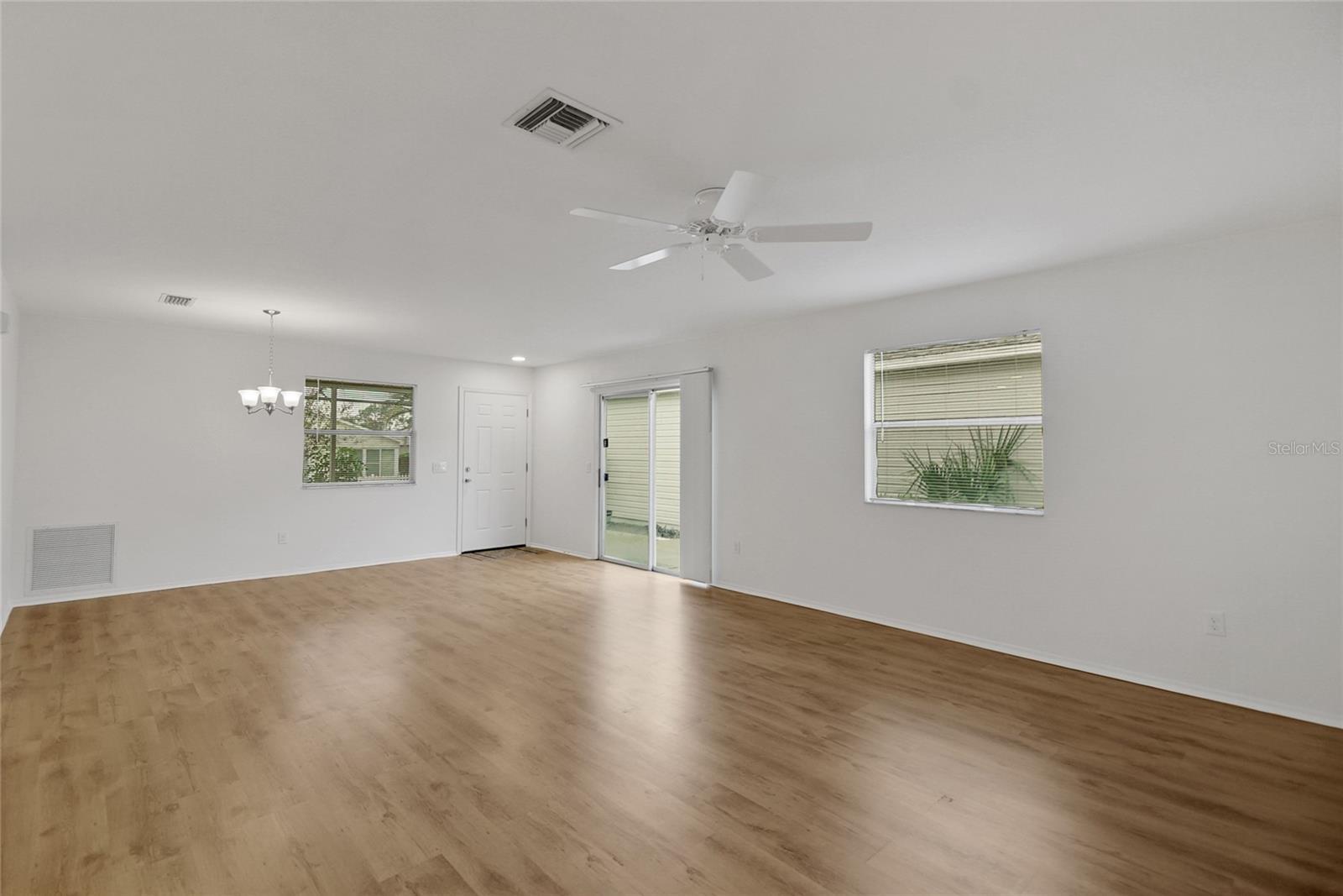 252 MONTOYA DR, THE VILLAGES, FL, 32159