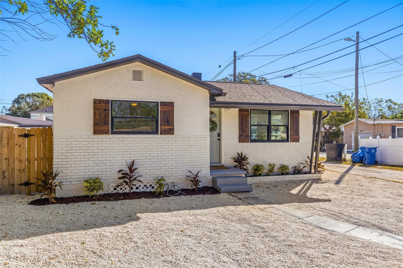 921 YALE ST N, ST PETERSBURG, FL, 33713