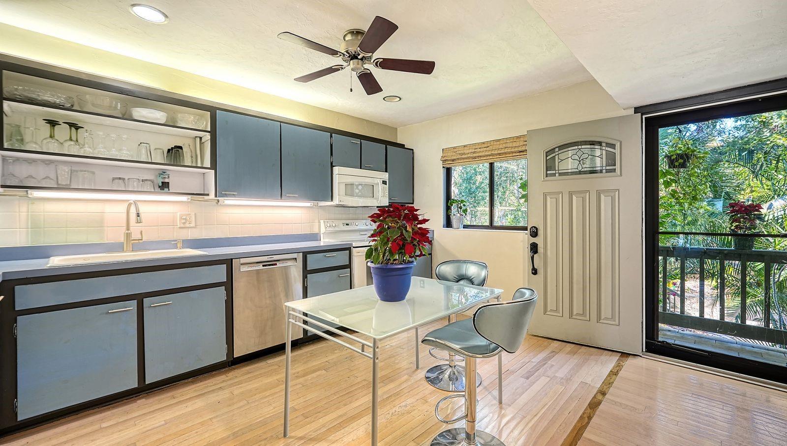 1617 BAYHOUSE CT #BA221, SARASOTA, FL, 34231